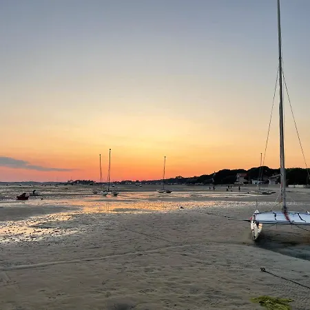 A 2 Min A Pied De La Plage, Du Port Ostreicole Et A 5 Min Du Centre-ville ! Andernos-les-Bains