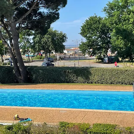 Apartment A 2 Min A Pied De La Plage, Du Port Ostreicole Et A 5 Min Du Centre-ville !